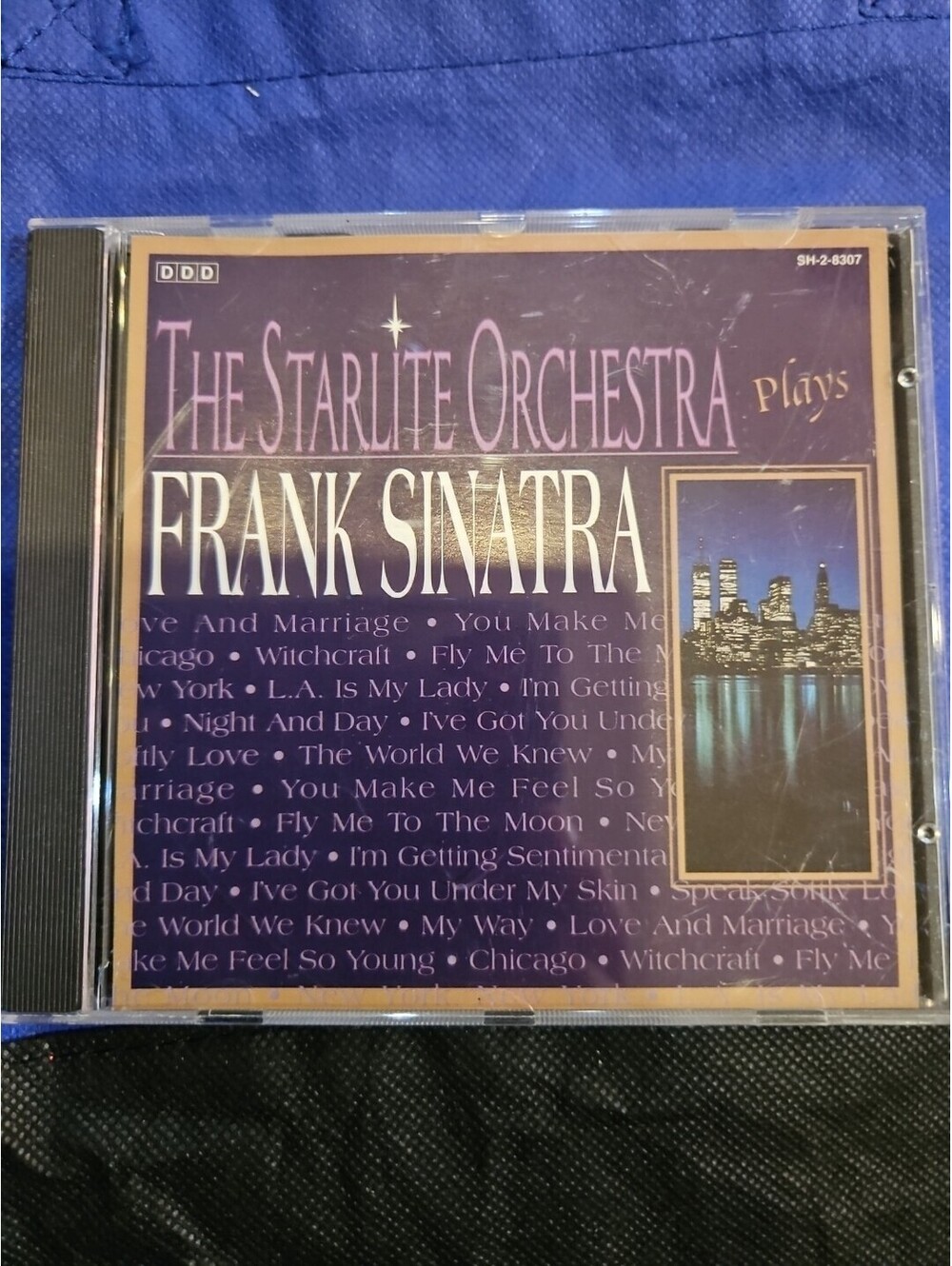Plays Frank Sinatra - Audio CD By Starlite Orchestra